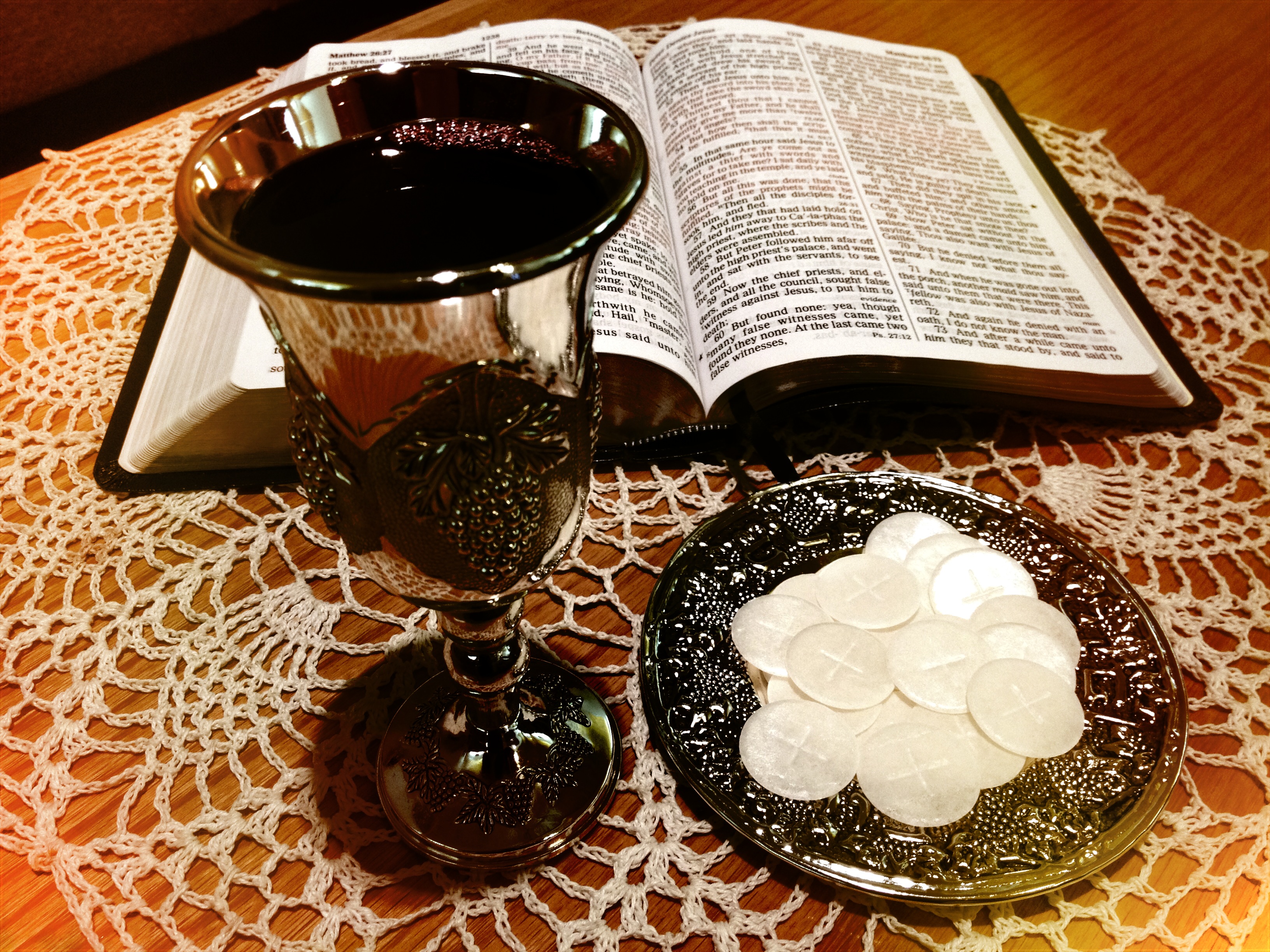 Articles About the Lord's Supper - Grace Communion International